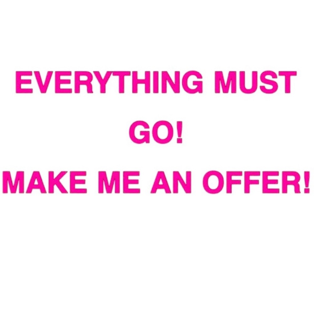Store closing! Make a bundle & send an offer! Name your price!💜